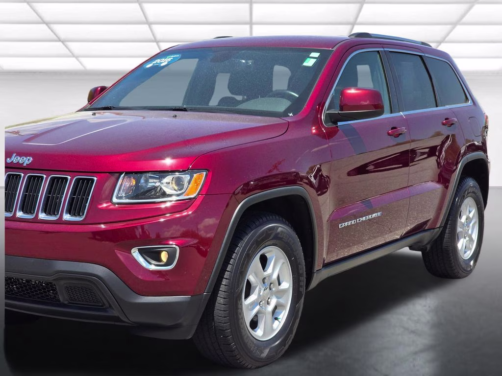 2016 Velvet Red Pearlcoat Jeep Grand Cherokee Laredo 4X4 SUV