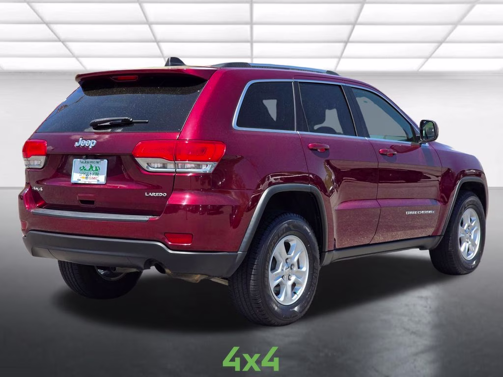 2016 Velvet Red Pearlcoat Jeep Grand Cherokee Laredo 4X4 SUV