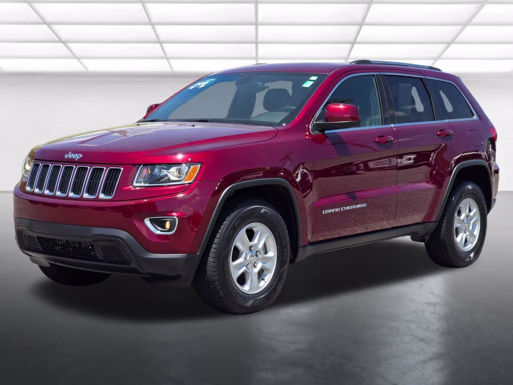 2016 Velvet Red Pearlcoat Jeep Grand Cherokee Laredo 4X4 SUV