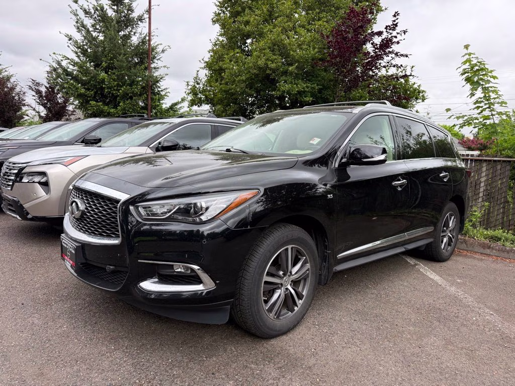 2019 INFINITI QX60 LUXE AWD's photo