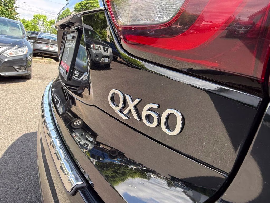 2019 Black Obsidian INFINITI QX60 LUXE AWD SUV