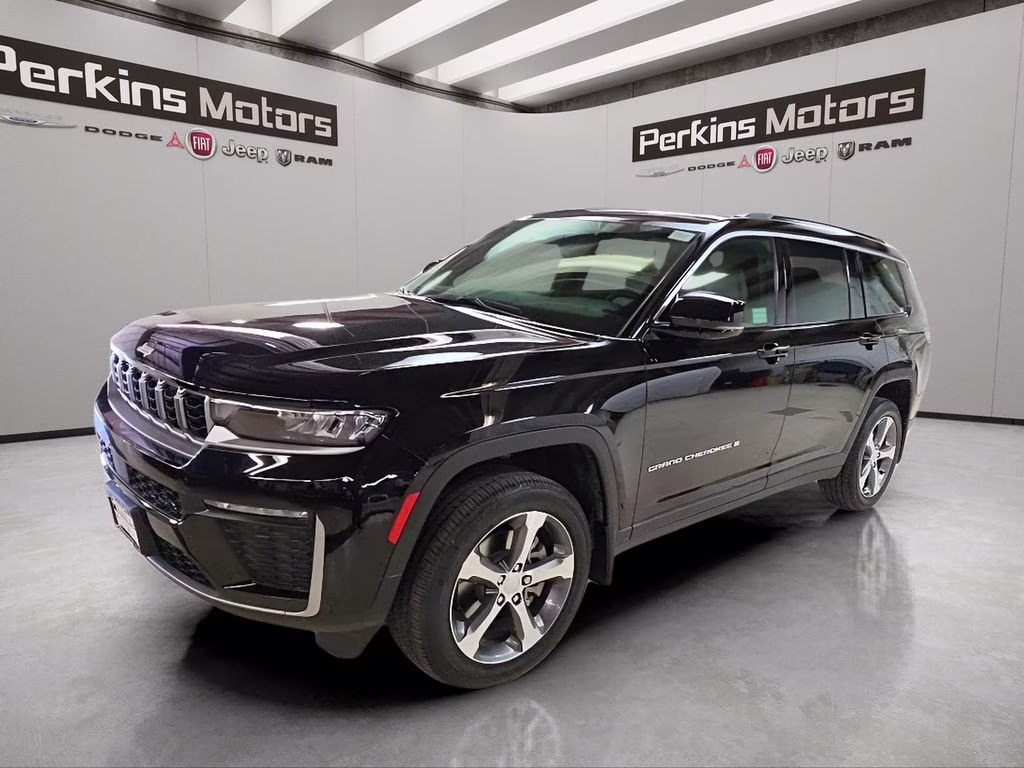 2026 Diamond Black Crystal Pearlcoat Jeep Grand Cherokee L Limited 4X4 SUV