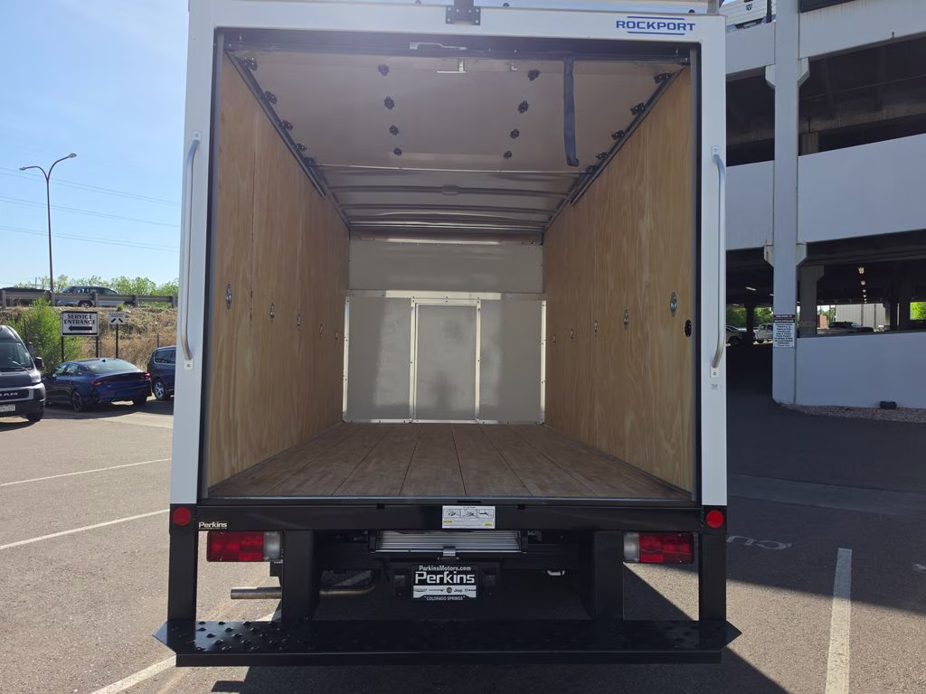 2026 Bright White Clearcoat Ram ProMaster 3500 Cutaway Low Roof FWD Truck