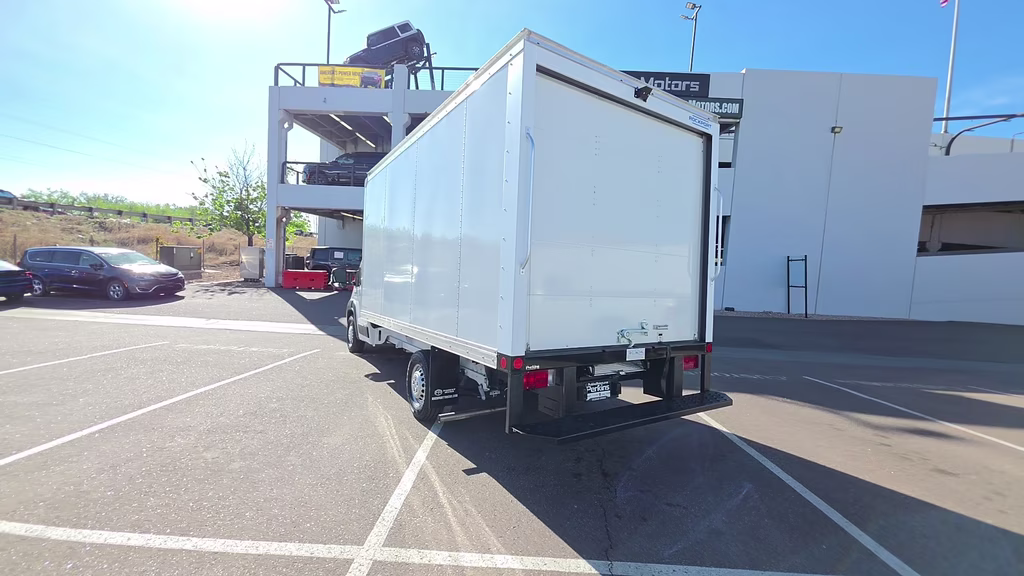 2026 Bright White Clearcoat Ram ProMaster 3500 Cutaway Low Roof FWD Truck