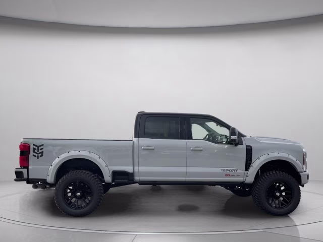 2026 Avalanche Ford Super Duty F-250 SRW LARIAT 4X4 Truck