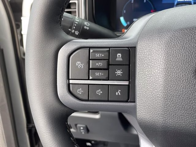 2026 Avalanche Ford Super Duty F-250 SRW LARIAT 4X4 Truck