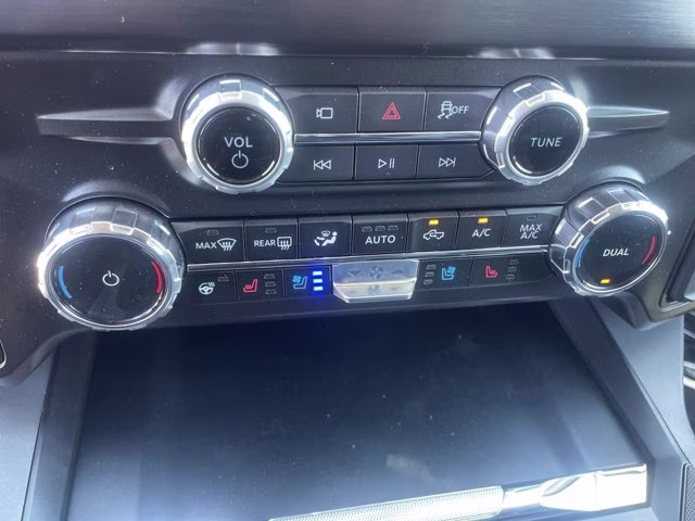 2026 Argon Blue Metallic Ford Super Duty F-250 SRW LARIAT 4X4 Truck