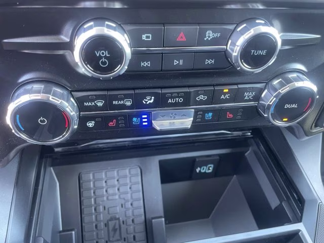 2026 Glacier Gray Metallic Tri-Coat Ford Super Duty F-250 SRW Valor Lift 4X4 Truck