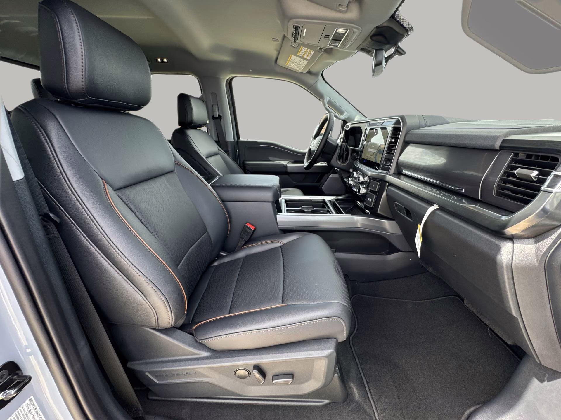 2025 Glacier Gray Metallic Tri-Coat Ford Super Duty F-350 SRW LARIAT Crew Cab Pickup 4X4 Truck
