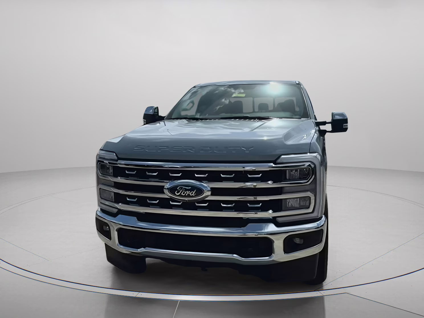 2025 Glacier Gray Metallic Tri-Coat Ford Super Duty F-350 SRW LARIAT Crew Cab Pickup 4X4 Truck