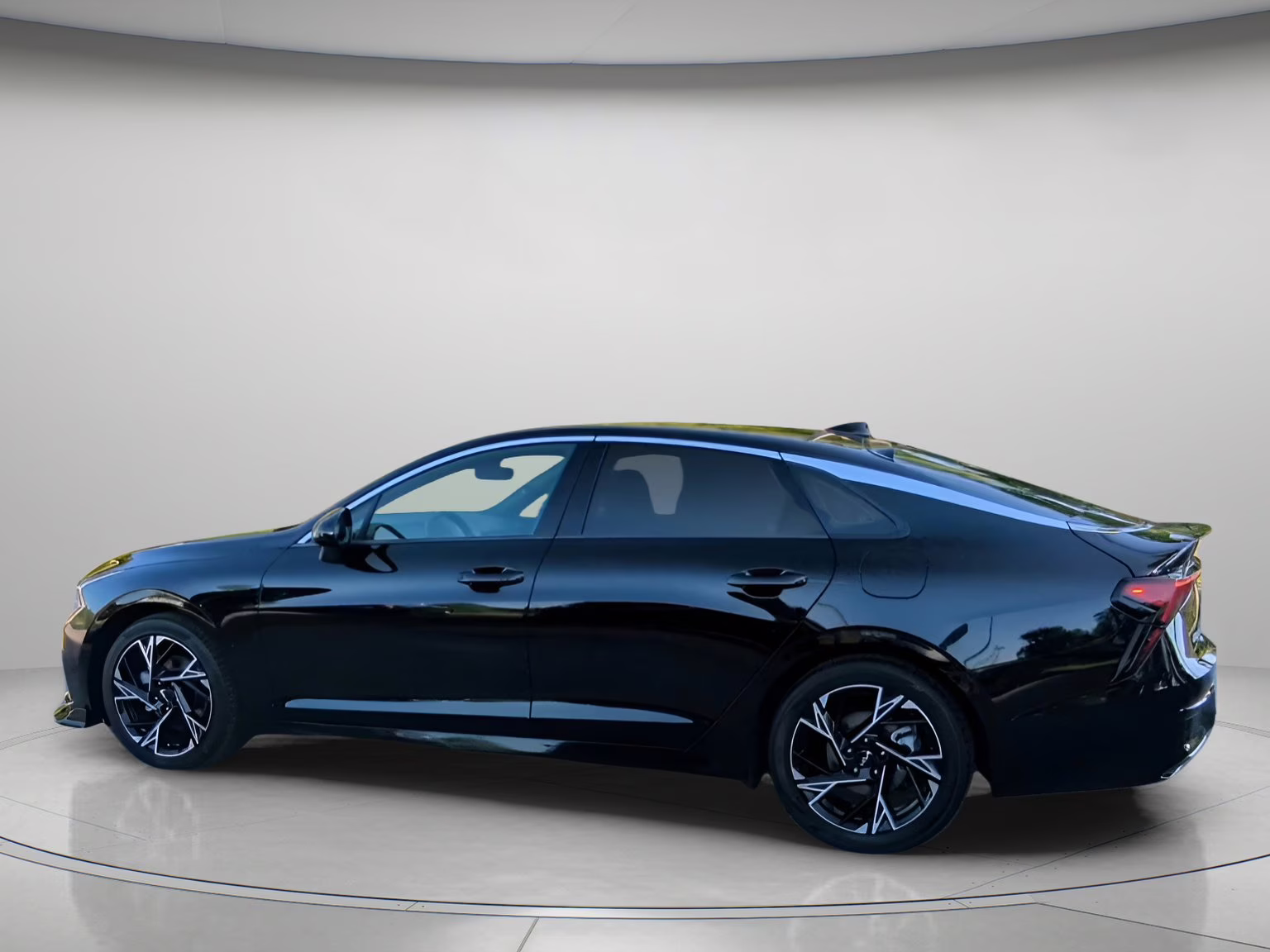 2025 Aurora Black Pearl Kia K5 GT-Line AWD Sedan