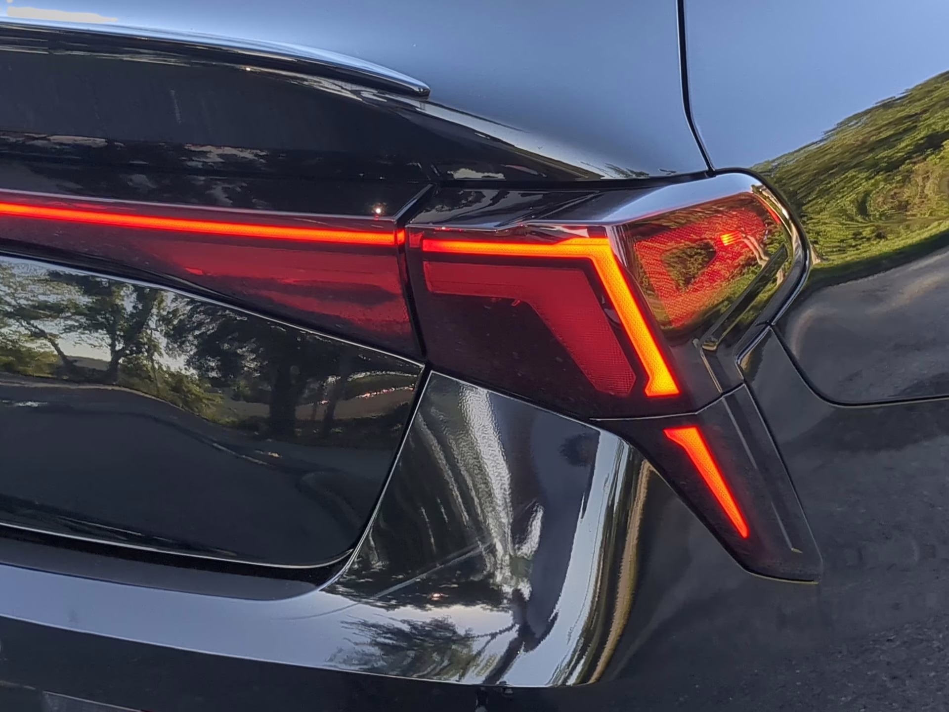 2025 Aurora Black Pearl Kia K5 GT-Line AWD Sedan