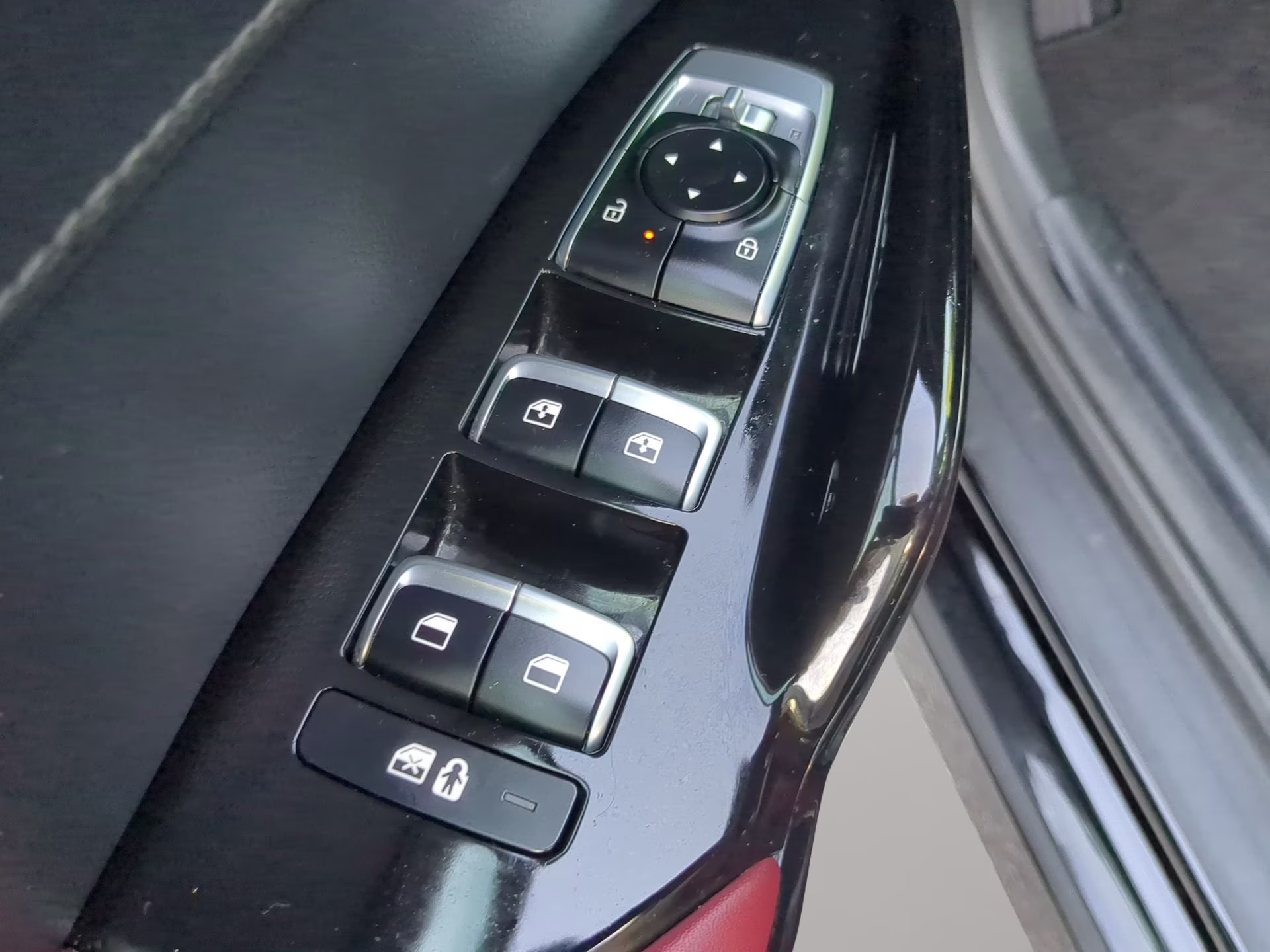 2025 Aurora Black Pearl Kia K5 GT-Line AWD Sedan