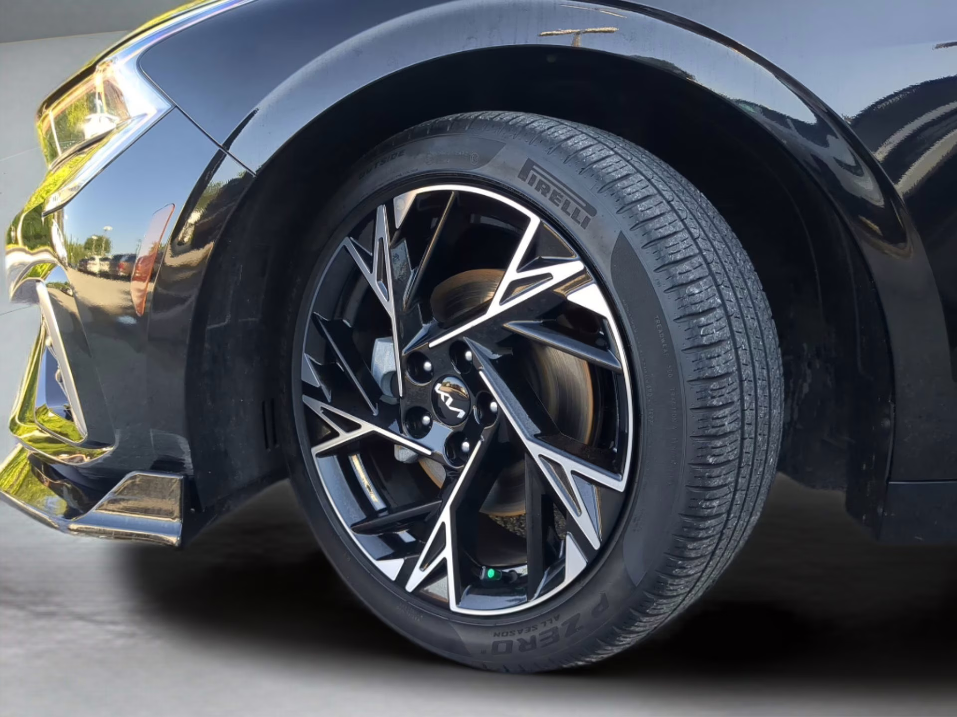 2025 Aurora Black Pearl Kia K5 GT-Line AWD Sedan
