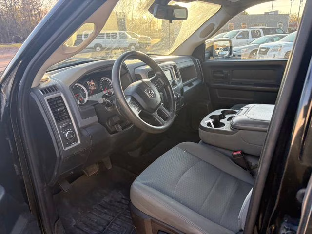 2015 Brilliant Black Crystal Pearlcoat Ram 1500 Tradesman 4X4 Truck