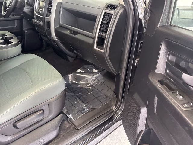 2015 Brilliant Black Crystal Pearlcoat Ram 1500 Tradesman 4X4 Truck