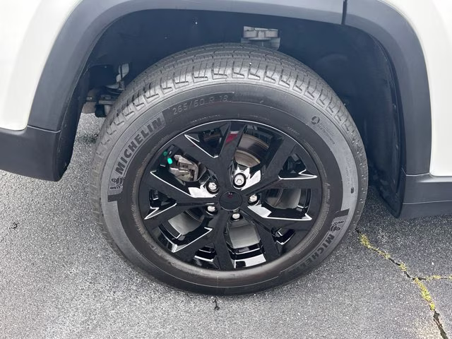 2024 Bright White Clearcoat Jeep Grand Cherokee Limited RWD SUV
