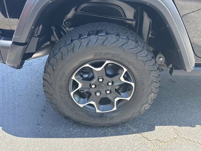 2023 Black Clearcoat Jeep Wrangler Rubicon 4xe Rubicon 4X4 Convertible