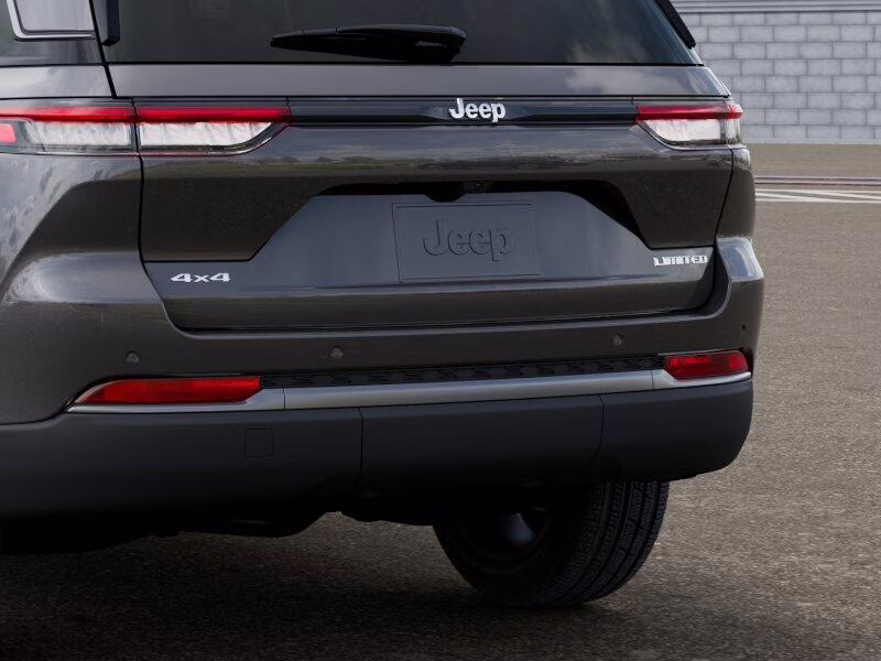 2026 Baltic Gray Metallic Clear Coat Jeep Grand Cherokee Grand Cherokee Limited 4x4 4X4 SUV