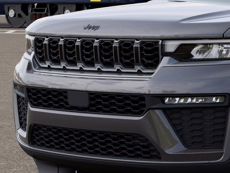 2026 Baltic Gray Metallic Clear Coat Jeep Grand Cherokee Grand Cherokee Limited 4x4 4X4 SUV