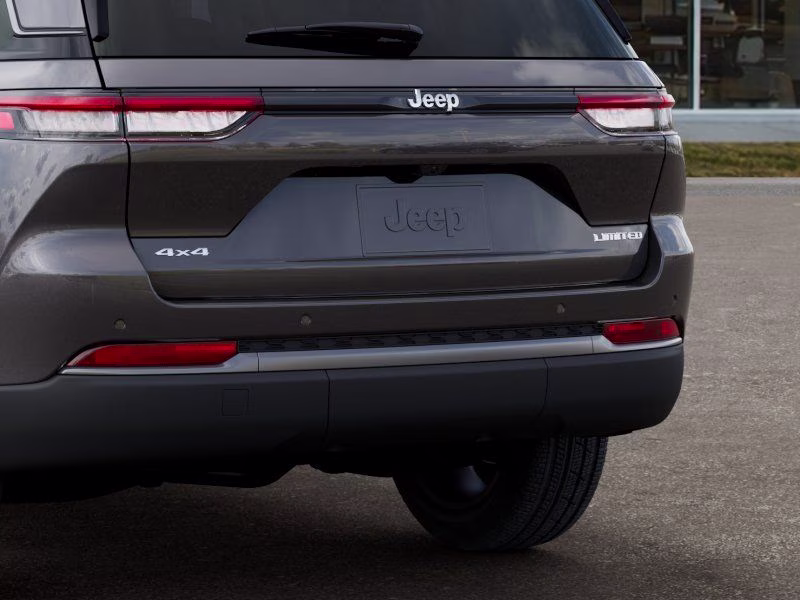 2026 Baltic Gray Metallic Clearcoat Jeep Grand Cherokee Limited 4X4 SUV
