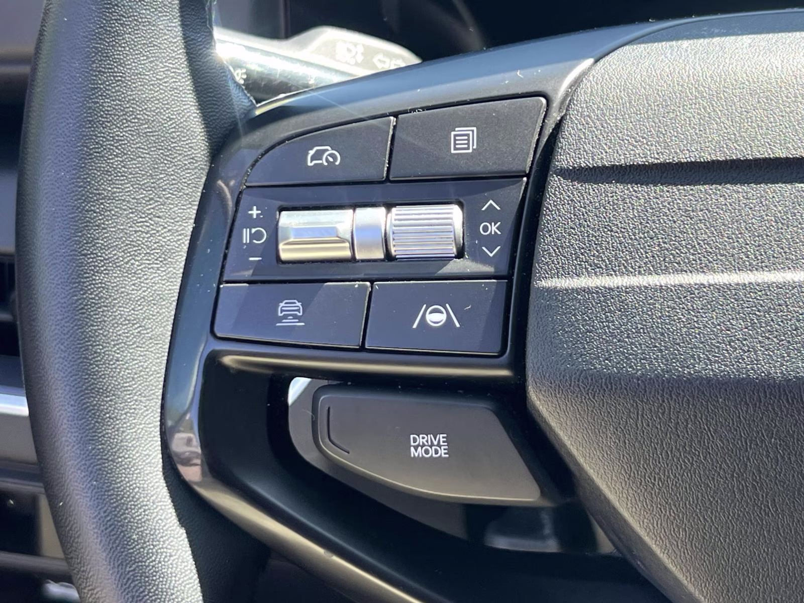2025 White Kia K4 EX FWD Sedan