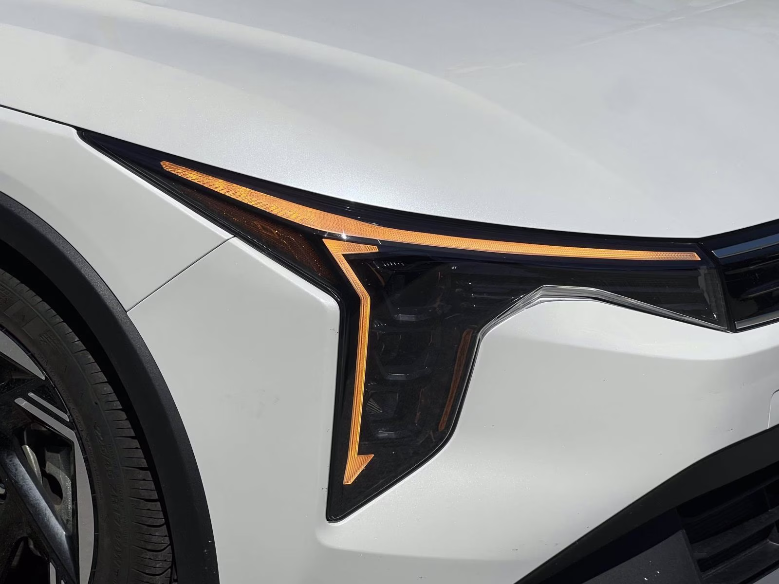 2025 White Kia K4 EX FWD Sedan