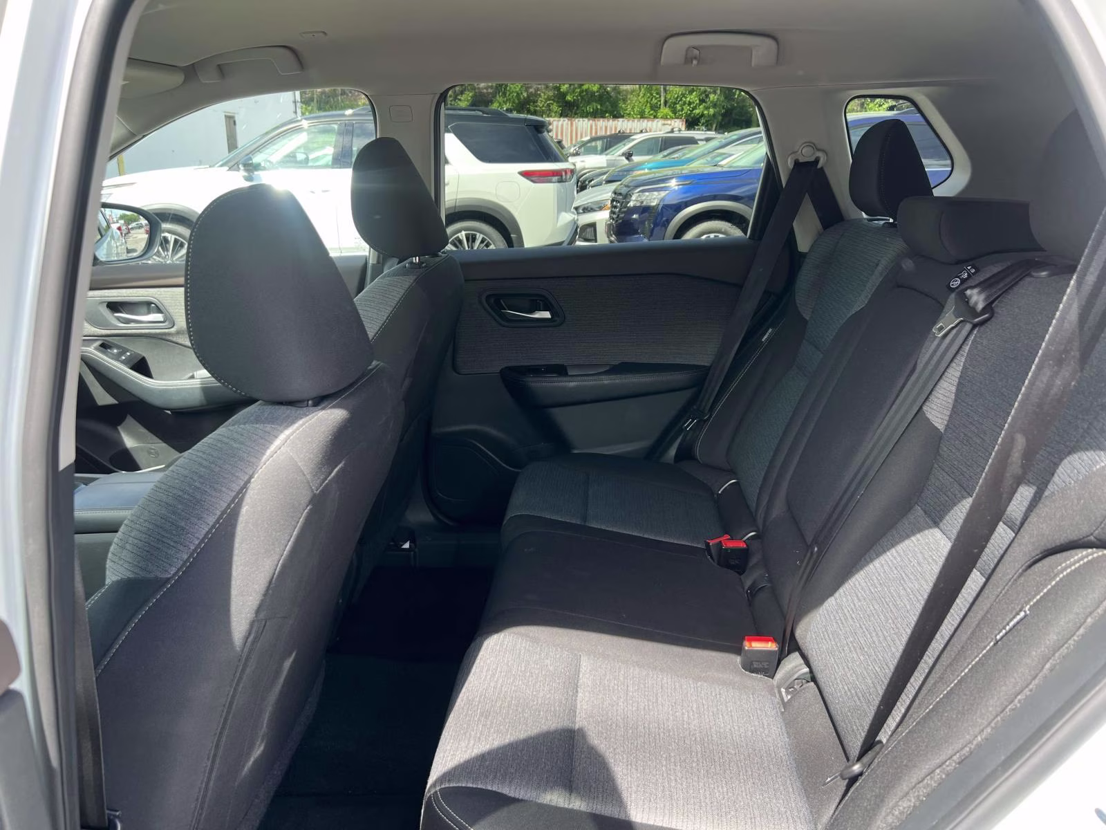 2023 White Nissan Rogue SV AWD SUV