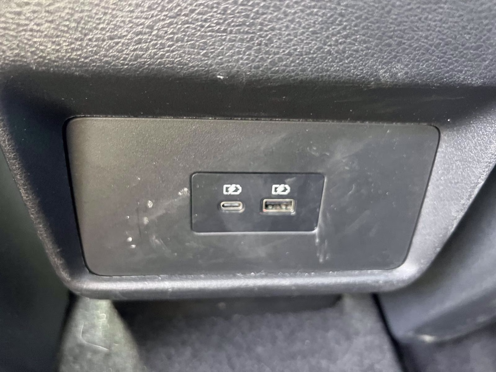 2023 White Nissan Rogue SV AWD SUV