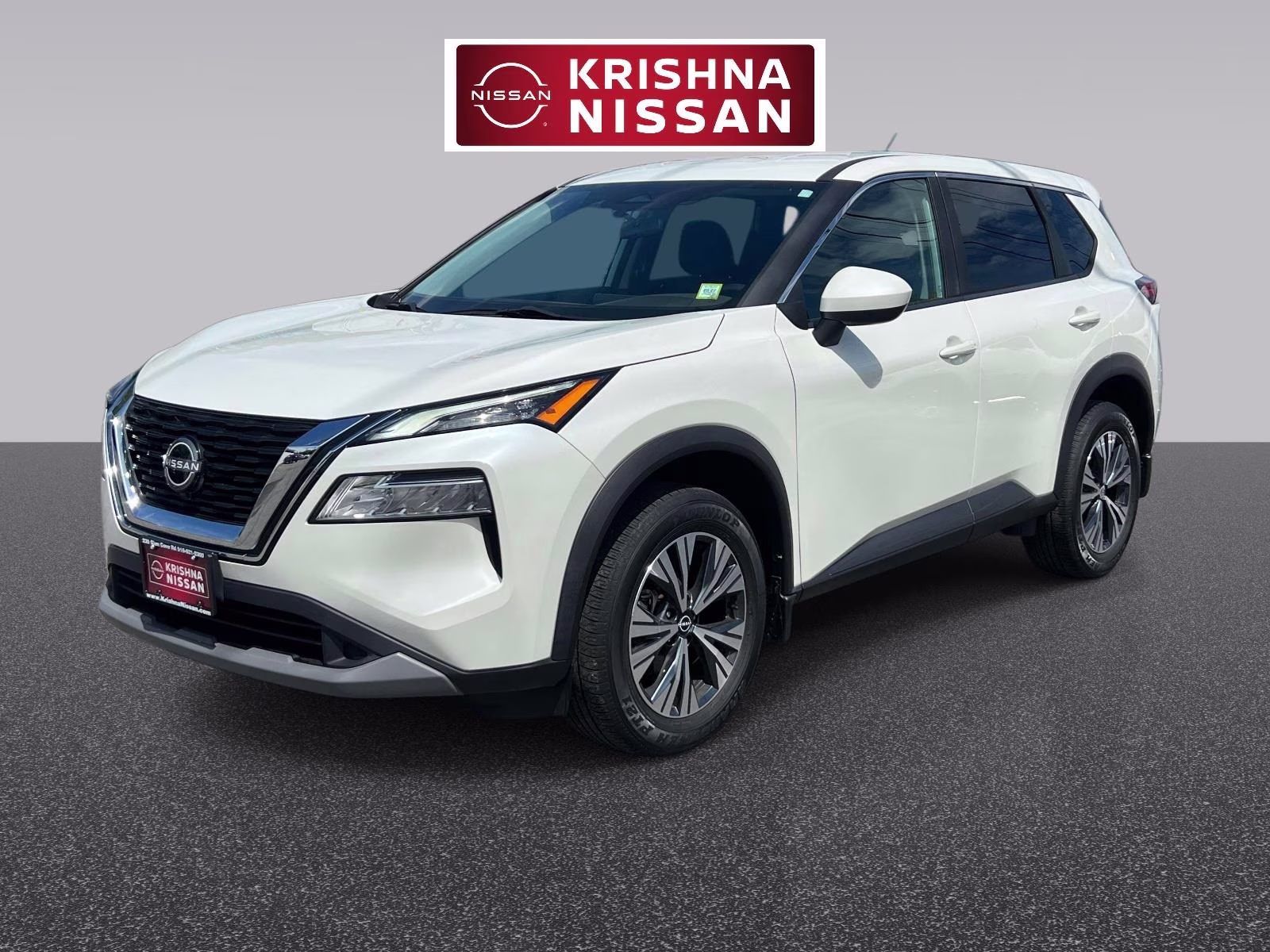 2023 White Nissan Rogue SV AWD SUV