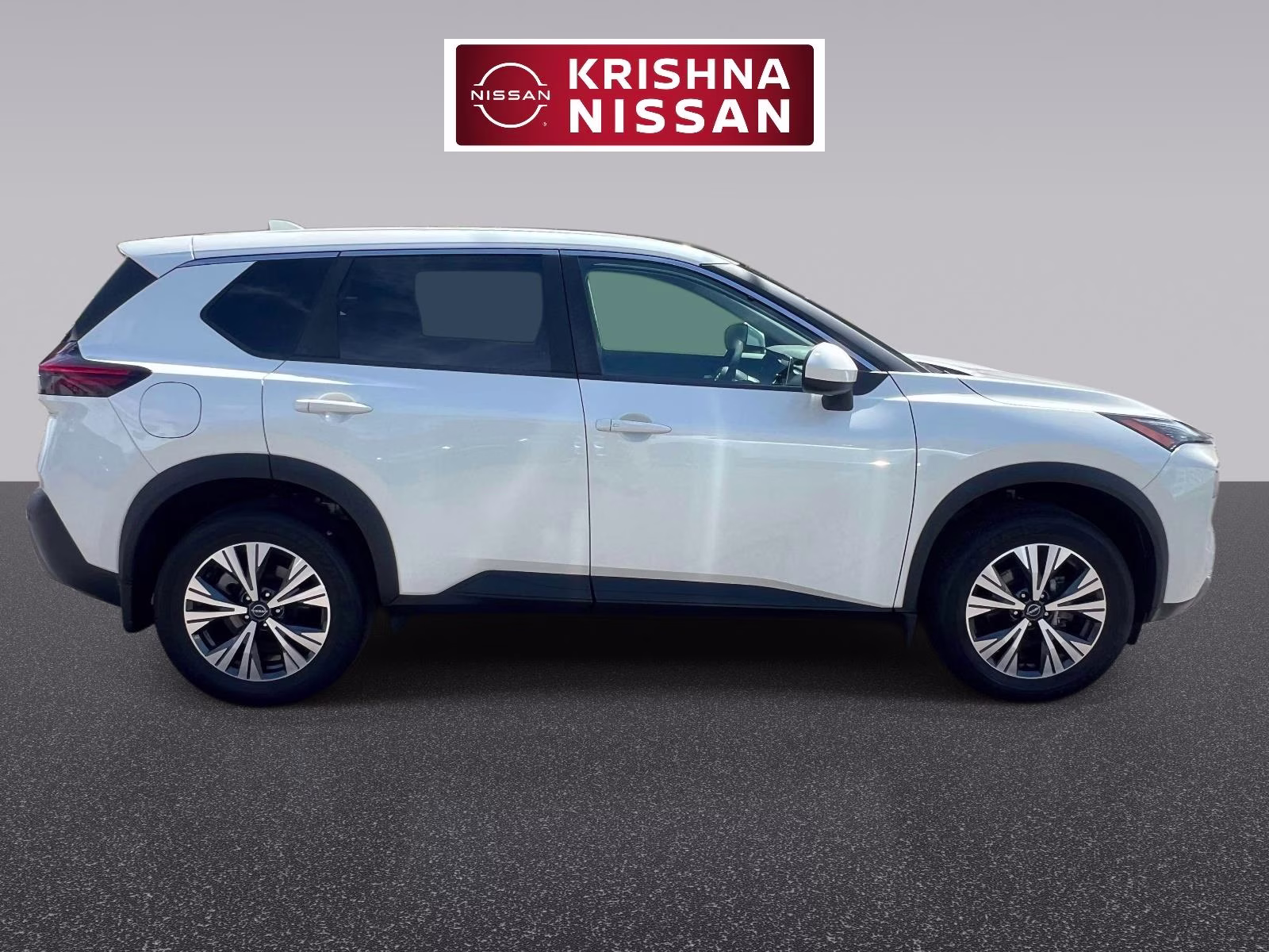 2023 White Nissan Rogue SV AWD SUV