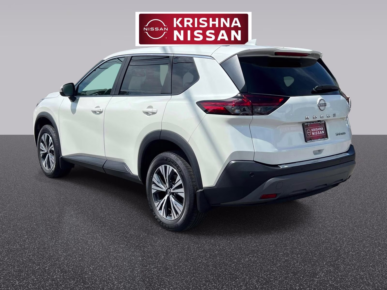 2023 White Nissan Rogue SV AWD SUV
