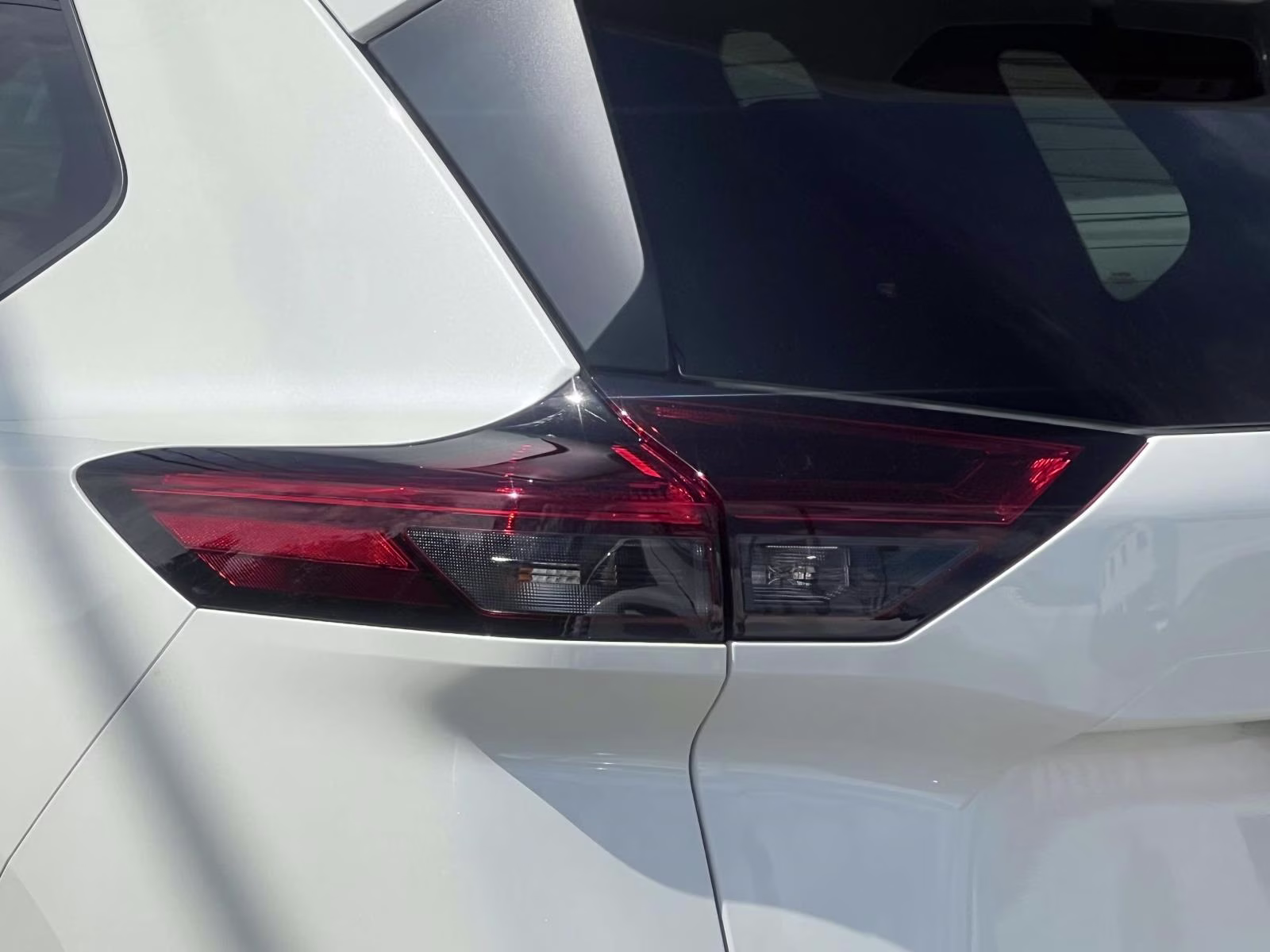 2023 White Nissan Rogue SV AWD SUV