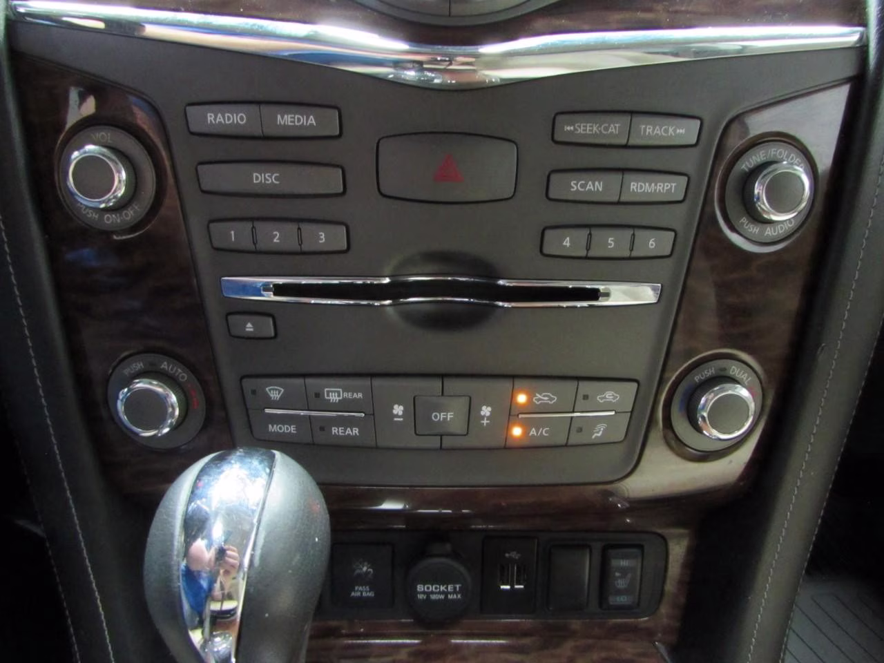 2018 Hermosa Blue Nissan Armada SL 4X4 SUV