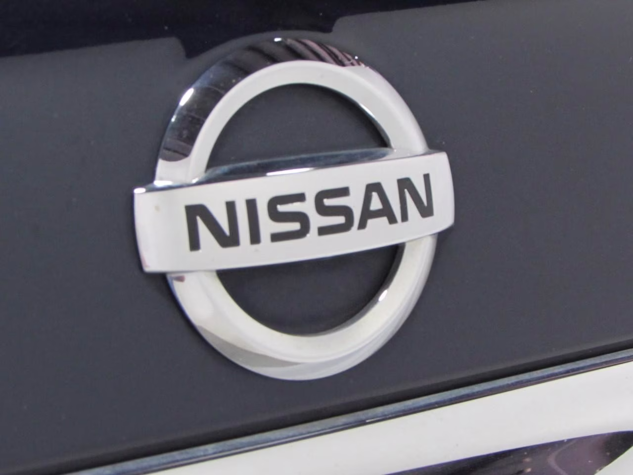 2018 Hermosa Blue Nissan Armada SL 4X4 SUV