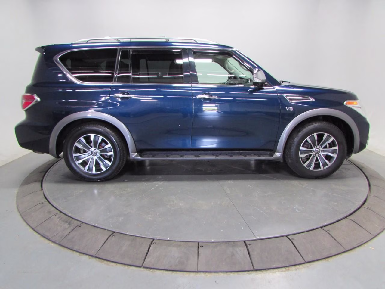 2018 Hermosa Blue Nissan Armada SL 4X4 SUV