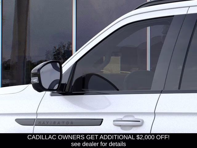 2026 Pristine White Metallic Tri-Coat Lincoln Navigator Reserve 4X4 SUV