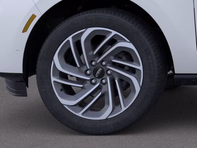 2026 Star White Metallic Tri-Coat Lincoln Navigator L Reserve 4X4 SUV
