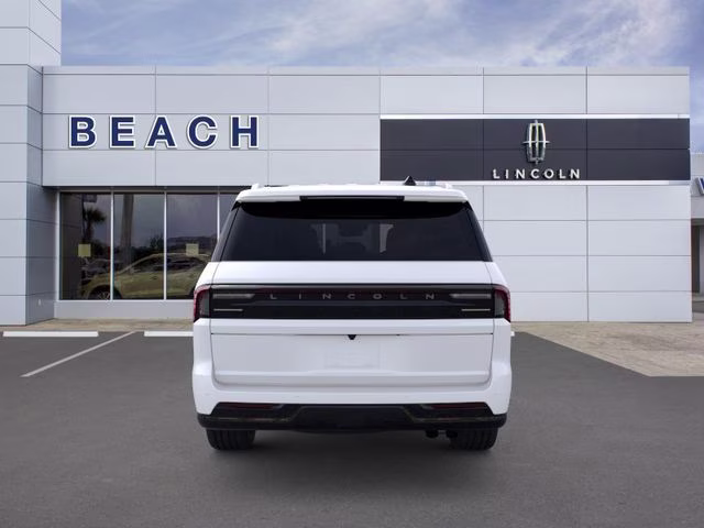 2026 Star White Metallic Tri-Coat Lincoln Navigator L Reserve 4X4 SUV