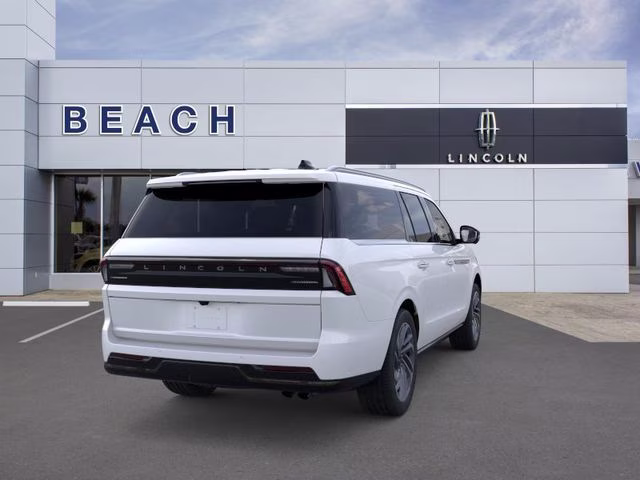 2026 Star White Metallic Tri-Coat Lincoln Navigator L Reserve 4X4 SUV