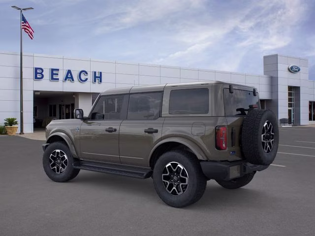 2026 Gray Ford Bronco Outer Banks 4X4 SUV