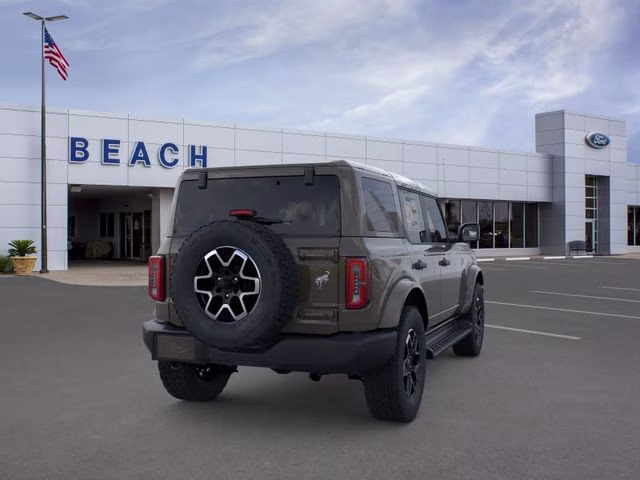 2026 Gray Ford Bronco Outer Banks 4X4 SUV