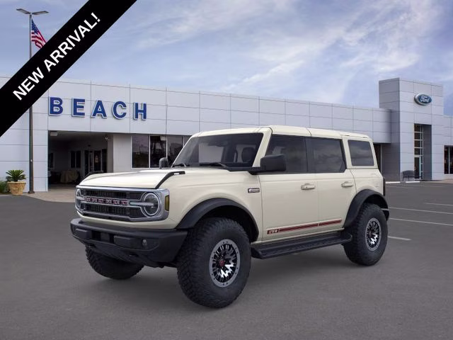 2026 Wimbledon White Ford Bronco Outer Banks 4X4 SUV