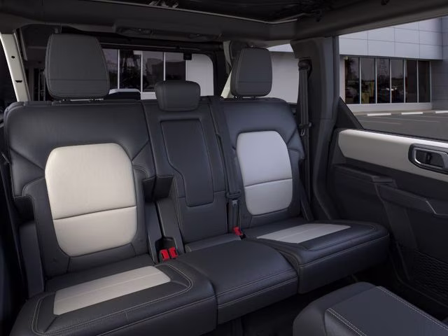 2026 Wimbledon White Ford Bronco Outer Banks 4X4 SUV
