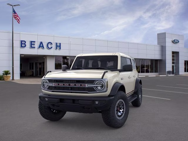 2026 Wimbledon White Ford Bronco Outer Banks 4X4 SUV