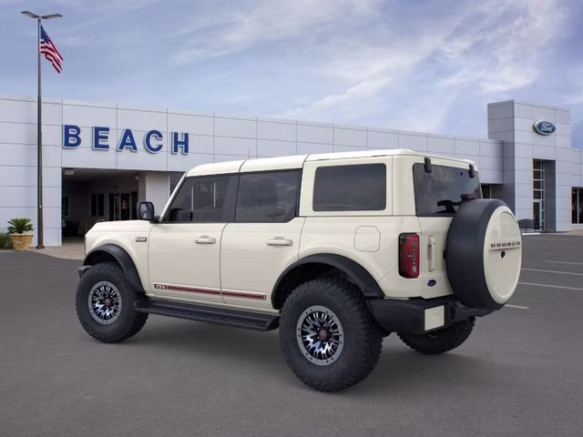 2026 Wimbledon White Ford Bronco Outer Banks 4X4 SUV