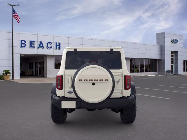 2026 Wimbledon White Ford Bronco Outer Banks 4X4 SUV