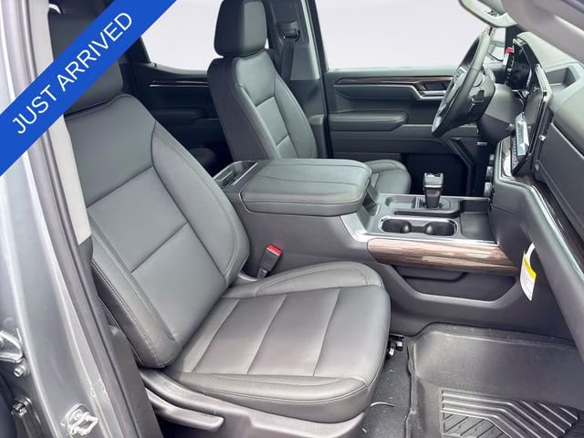 2026 Sterling Gray Metallic Chevrolet Silverado 1500 LT Trail Boss 4X4 Truck