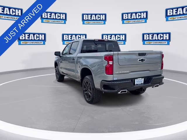 2026 Sterling Gray Metallic Chevrolet Silverado 1500 LT Trail Boss 4X4 Truck