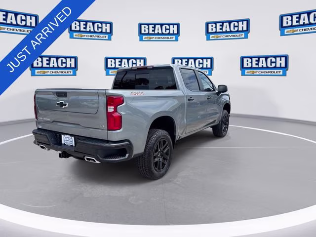 2026 Sterling Gray Metallic Chevrolet Silverado 1500 LT Trail Boss 4X4 Truck
